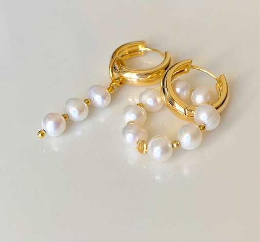Pearl and Gold Earrings Hoops