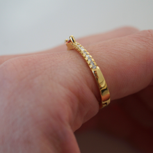 Load image into Gallery viewer, Zirconia Ring
