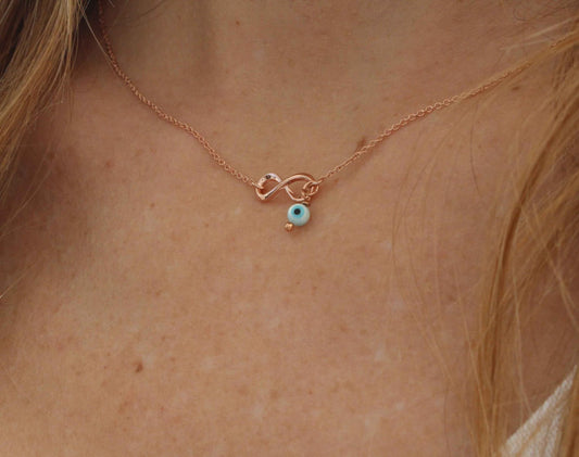 Dainty Infinity Necklace